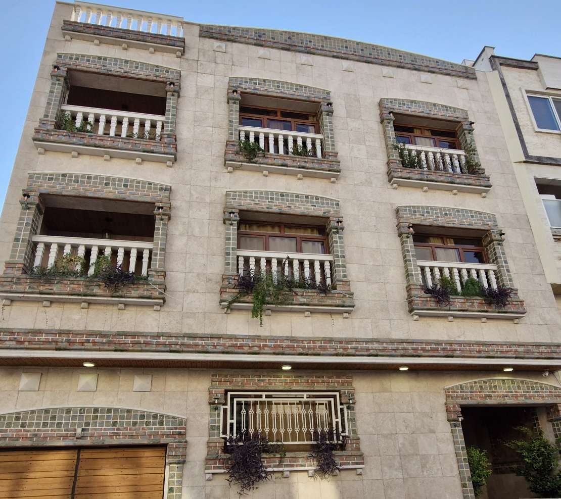 بالکونی و تراس